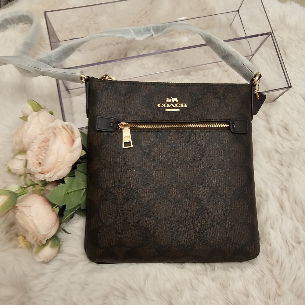 ❗️❗️Sold ❗️❗️NWT COACH Mini Rowan File Bag In Signature Canvas